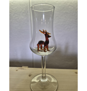 Schnapsglas mit Hirsch